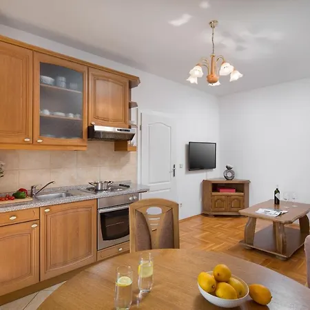 Apartman Amadeus